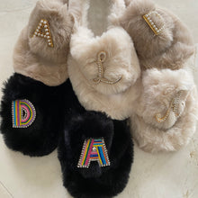 Load image into Gallery viewer, Adult Furry Slides Off White
